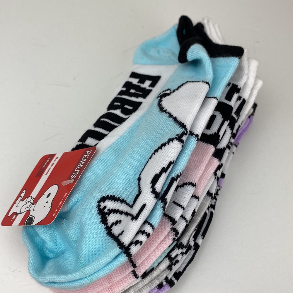 Snoopy mood no-show socks NWT! 5 pairs